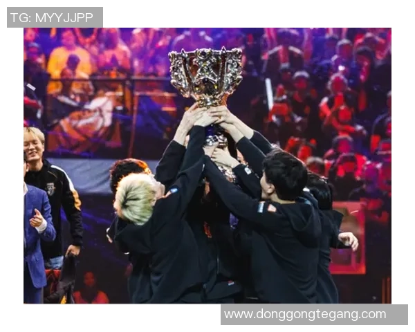 英雄联盟团队配合能力评比FPX荣登第七名引发热议